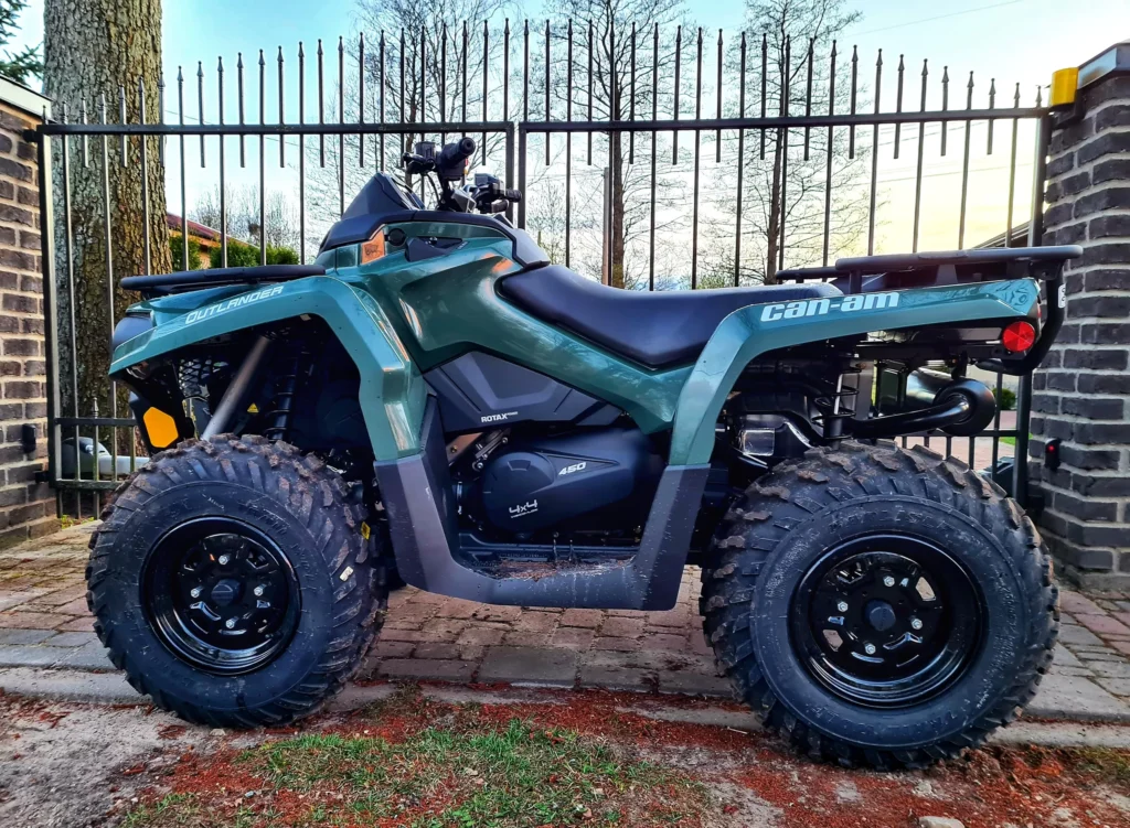 BOMBARDIER OUTLANDER 450